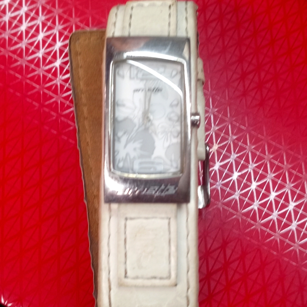 Arnette women's wrist watch